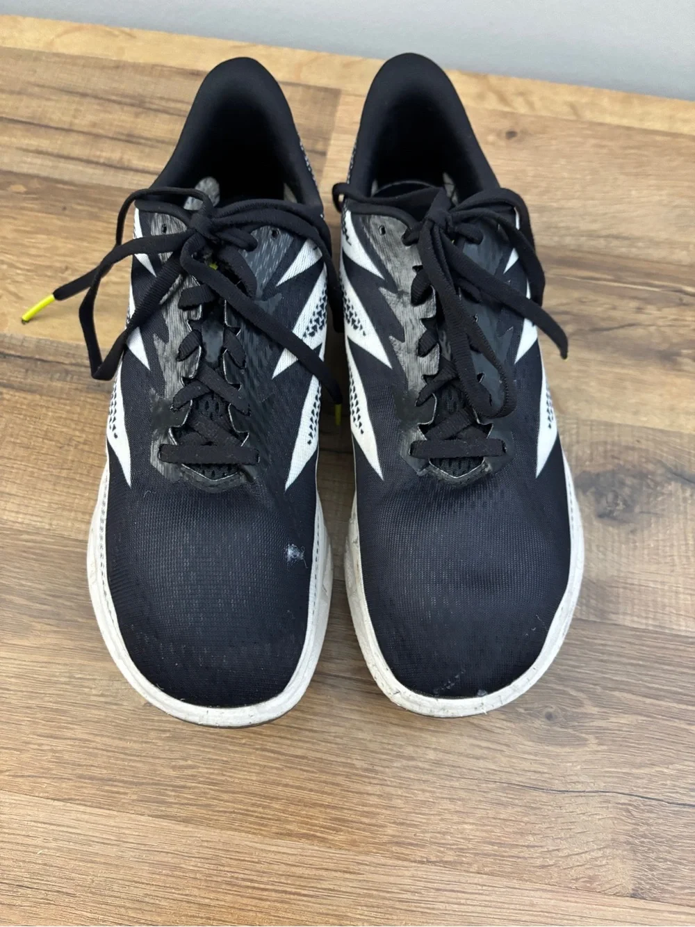 N/A hoka one